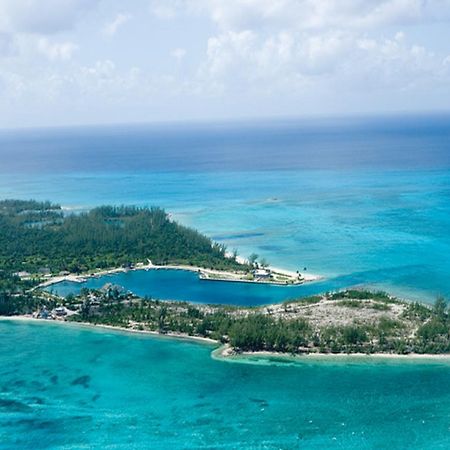 Cape Eleuthera Resort & Marina Freetown Экстерьер фото